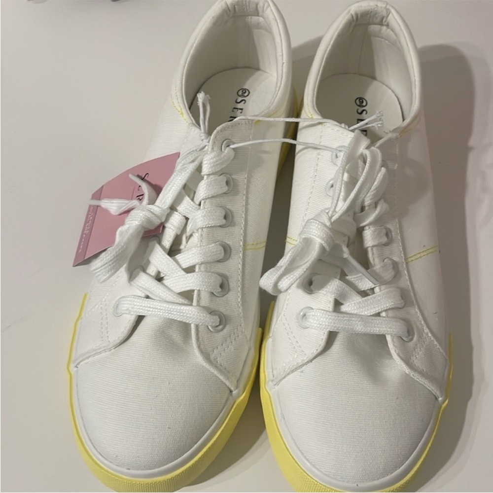 Aldi womens shoes sneakers White Yellow NWT size 9